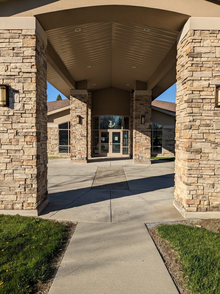 Front entrance of Hermitage Orthopedics and Sports Medicine